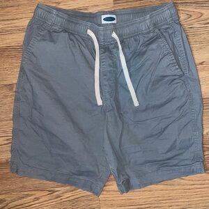 Old Navy pull on chino shorts